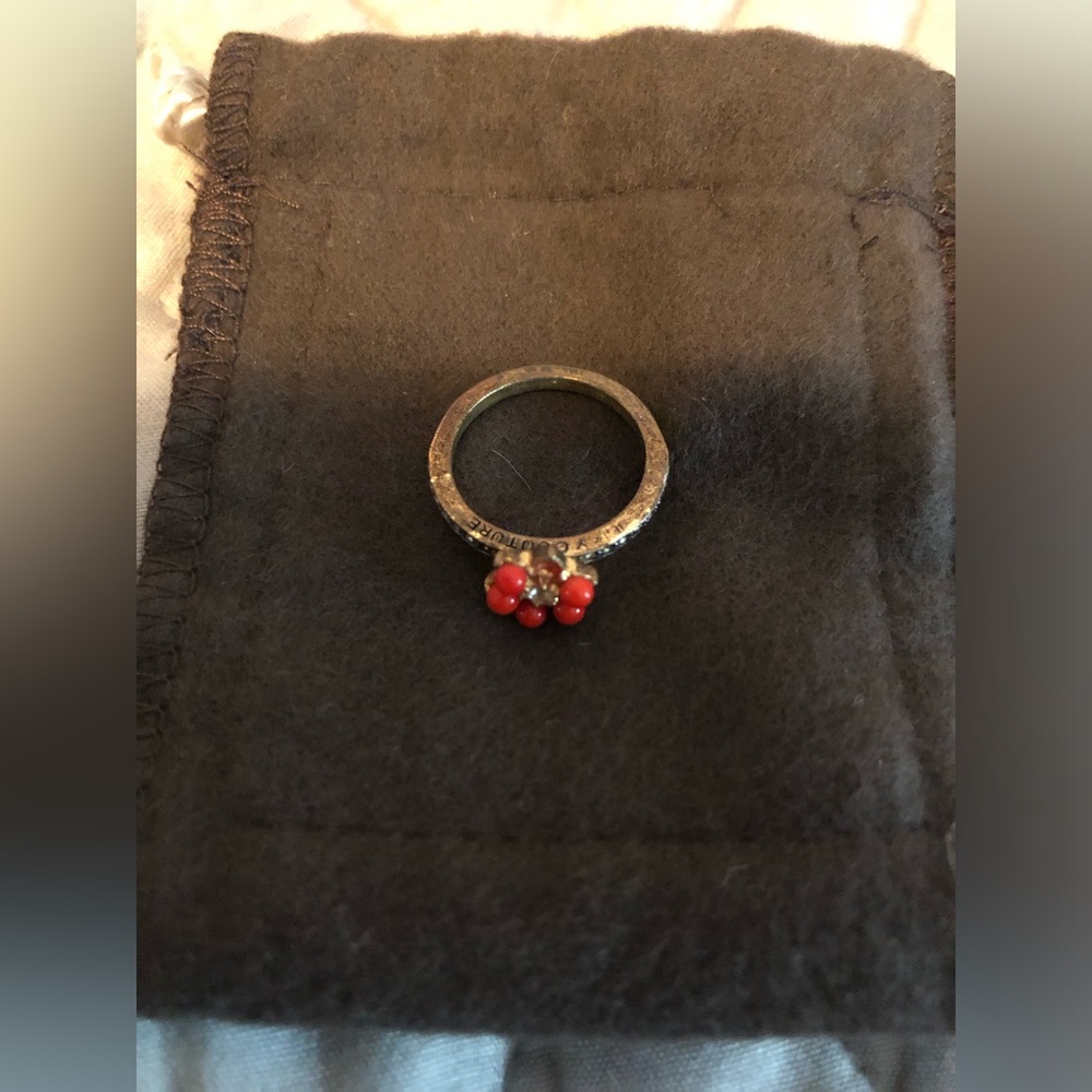 Flower ring